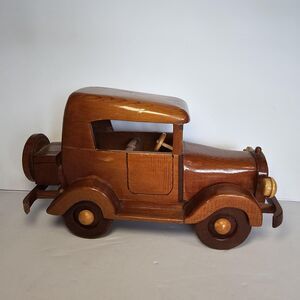 Vintage Handmade Wooden Ford Model T Car Memorabilia Art Piece Decor Collectible